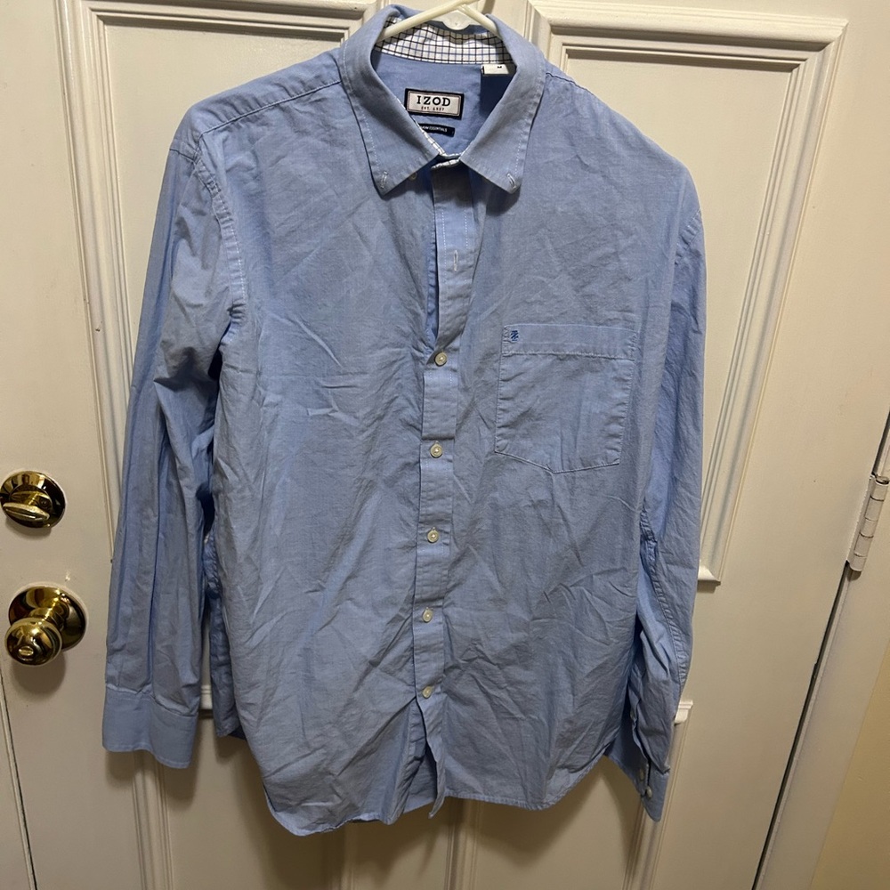 Izod Light Blue Casual Button-Down Shirt Medium
